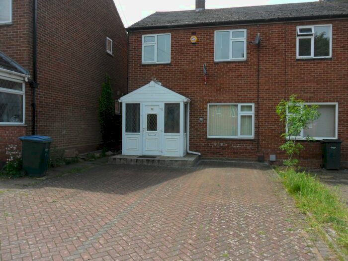 3 Bedroom Semi-Detached House To Rent In Black Prince Ave, Cheylesmore, CV3