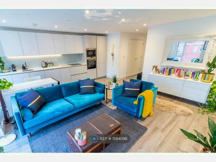 1 Bedroom Flat To Rent In Gaumont Place, London, SW2