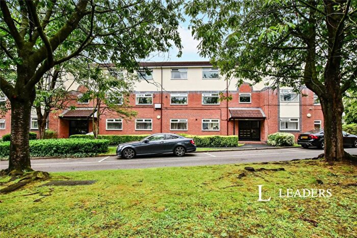 2 Bedroom Flat To Rent In Constance Gardens, Salford, M5