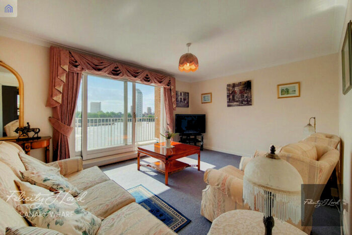 2 Bedroom Flat For Sale In Artemis Court, Homer Drive, London, E14