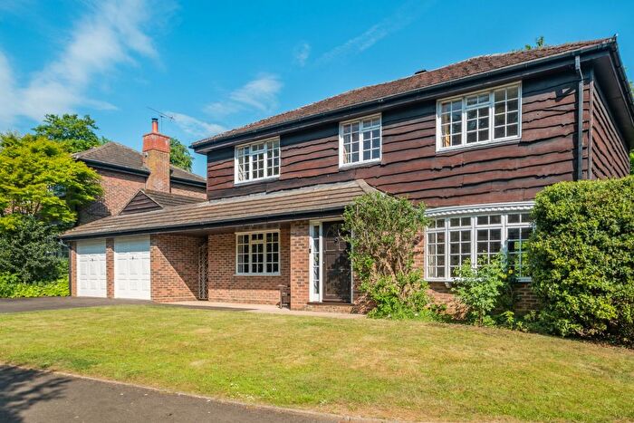 4 Bedroom Detached House For Sale In The Ramparts, King Harry Lane, St. Albans, Hertfordshire, AL3