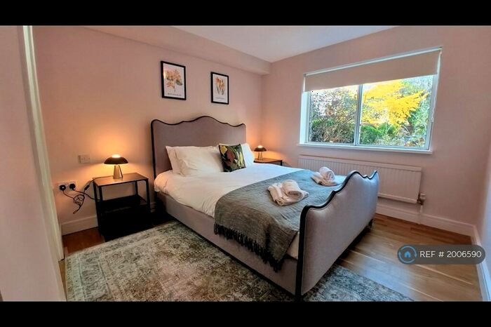 2 Bedroom Flat To Rent In Cavendish Avenue, Cambridge, CB1