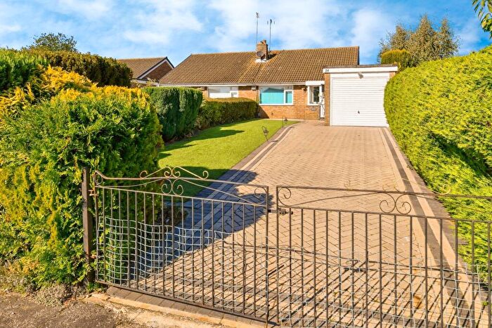 2 Bedroom Bungalow For Sale In Trent Close, Stevenage, Hertfordshire, SG1