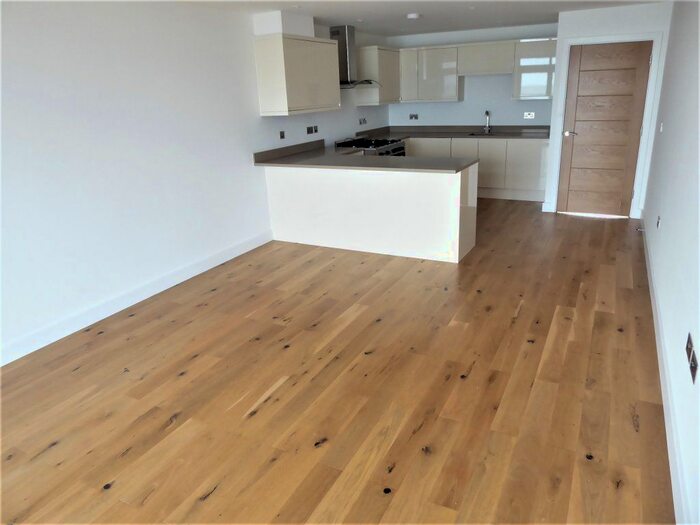 3 Bedroom Flat To Rent In Central Parade, Herne Bay, CT6