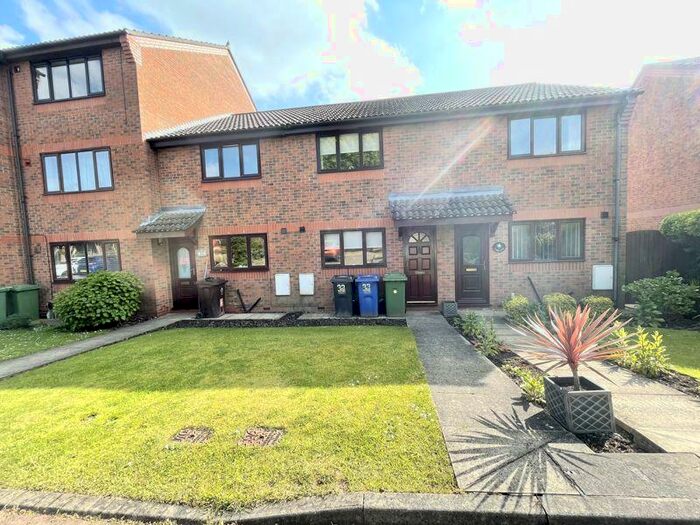 2 Bedroom House To Rent In Limber Court, Grimsby, DN34