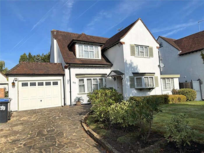 3 Bedroom Detached House To Rent In Lancaster Avenue, Barnet, EN4