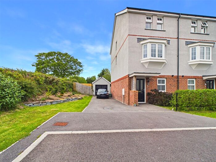 3 Bedroom Semi Detached House For Sale In Bramble Avenue, Tavistock, Devon, PL19