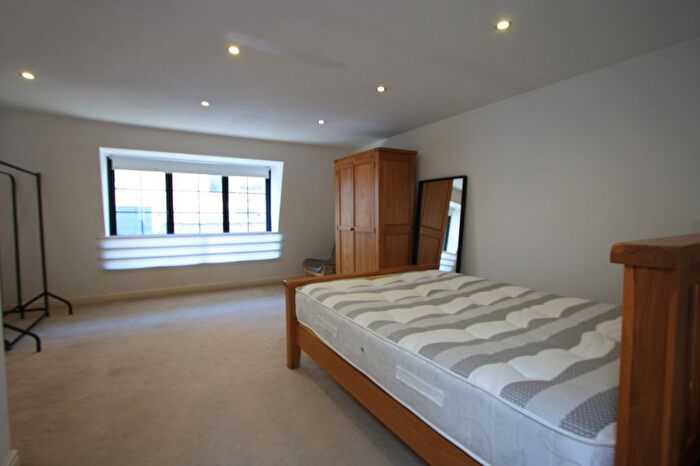 1 Bedroom Flat To Rent In Astoria Walk, Brixton, SW9