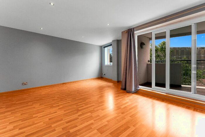 2 Bedroom Flat To Rent In Hesperus Crossway, Granton, Edinburgh, EH5