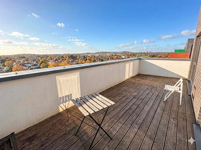 2 Bedroom Flat To Rent In Matthews Close, Wembley, HA9