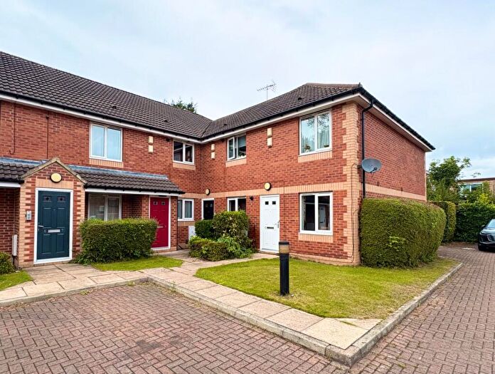 2 Bedroom Flat To Rent In Greenfield Court, Adel, Leeds, LS16