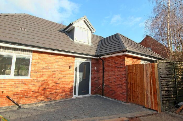 2 Bedroom Detached Bungalow To Rent In Broadmeadow Lane, Great Wyrley, Walsall, Staffordshire, WS6