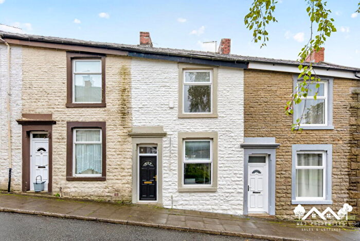 3 Bedroom Terraced House For Sale In Norris Street, Darwen, BB3