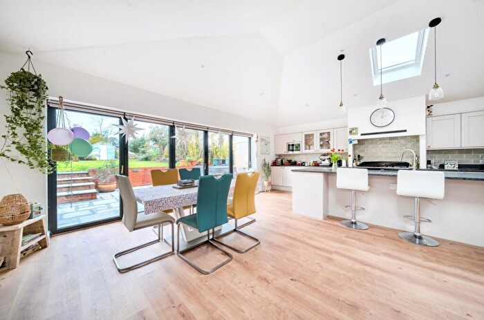 4 Bedroom End Of Terrace House For Sale In Knowle, Budleigh Salterton, Devon, EX9