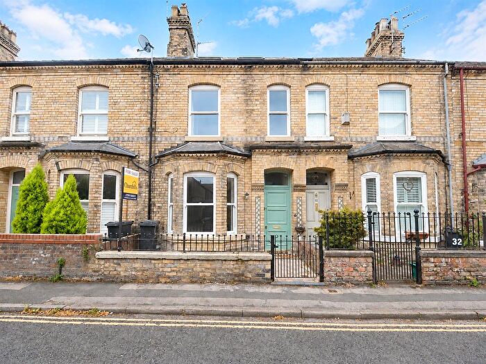 3 Bedroom Terraced House For Sale In Penleys Grove Street, York, YO31
