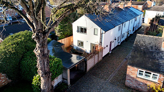 2 Bedroom Cottage For Sale In Woodward Street, Weaverham, CW8