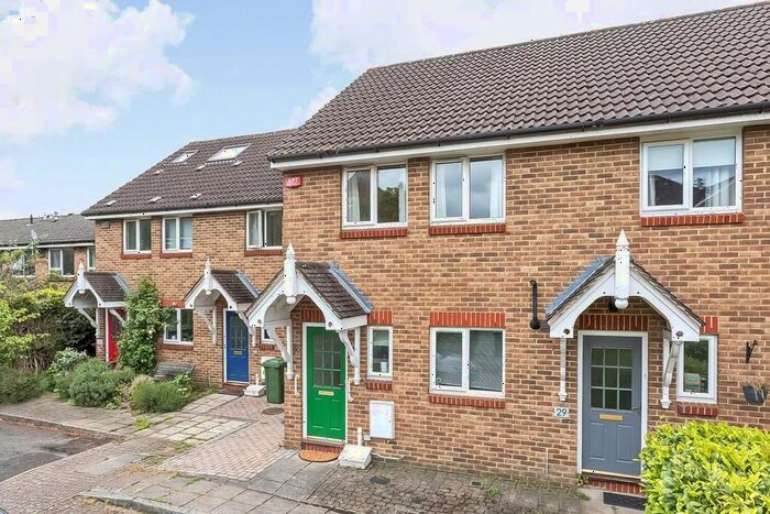 2 Bedroom Terraced House To Rent In Lawrie Park Road, Sydenham, London, SE26