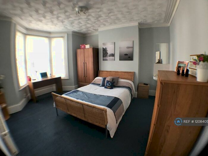 7 Bedroom Terraced House To Rent In University Road, Southampton, SO17