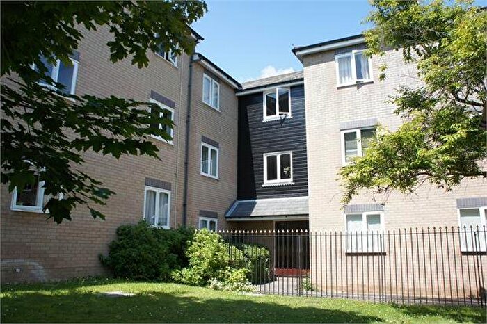 2 Bedroom Flat To Rent In Flanders Field, Colchester, Essex., CO2