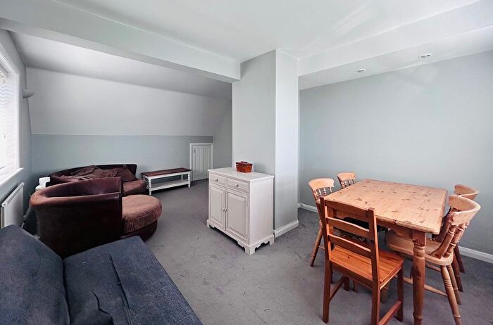 3 Bedroom Flat To Rent In Bristol Gate, Brighton, BN2