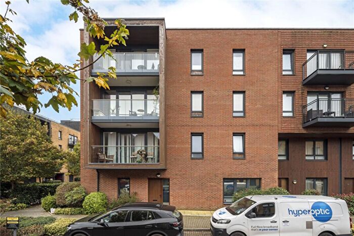 3 Bedroom Apartment For Sale In Conningham Court, Dowding Drive, Kidbrooke, SE9