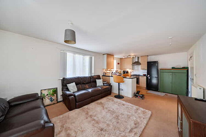 2 Bedroom Flat For Sale In Capel Crescent, Stanmore, London, HA7