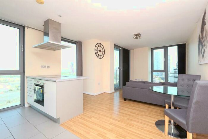 2 Bedroom Apartment To Rent In High Street, Stratford, E15