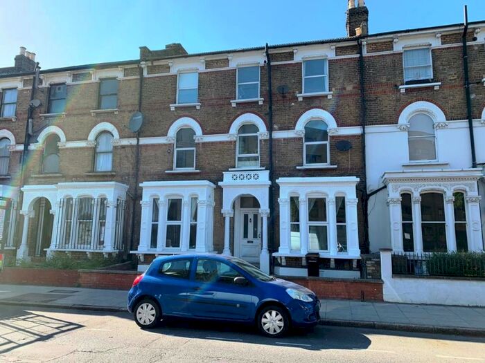 2 Bedroom Flat To Rent In Brownswood Road, Finsbury Park, N4