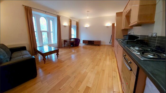 2 Bedroom Property To Rent In Walter Road, Swansea, SA1