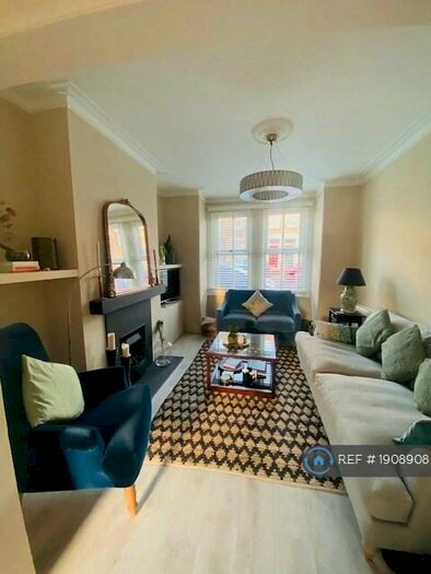 2 Bedroom Terraced House To Rent In Revelon Road, London, SE4