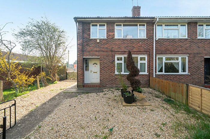 3 Bedroom End Terrace House For Sale In Ruskin Avenue, Stratton St Margaret, Swindon, SN2