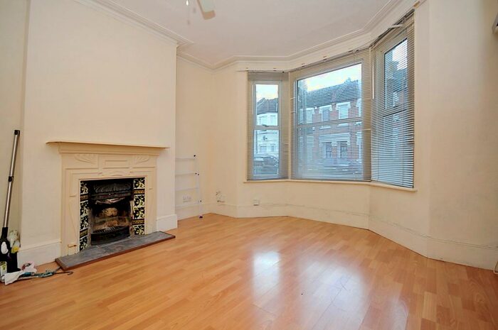 1 Bedroom Flat To Rent In Morgan Road, Bromley, BR1