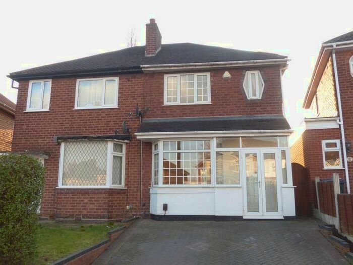 3 Bedroom Property To Rent In Burford Road, Kingstanding, Birmingham, B44