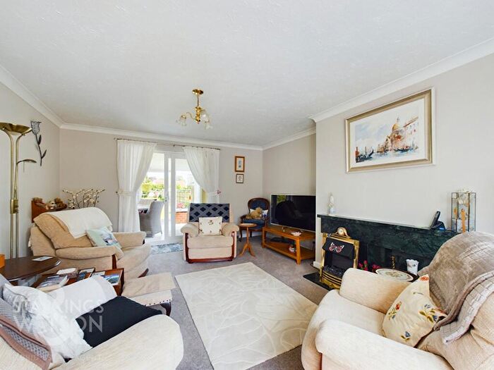 2 Bedroom Detached Bungalow To Rent In The Street, Poringland, Norwich, NR14