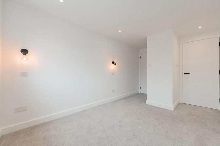 2 Bedroom End Of Terrace House To Rent In Methuen Street, Southampton, SO14