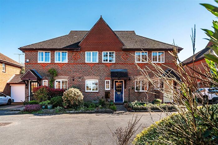 2 Bedroom Property For Sale In Gayton Close, Ashtead, KT21