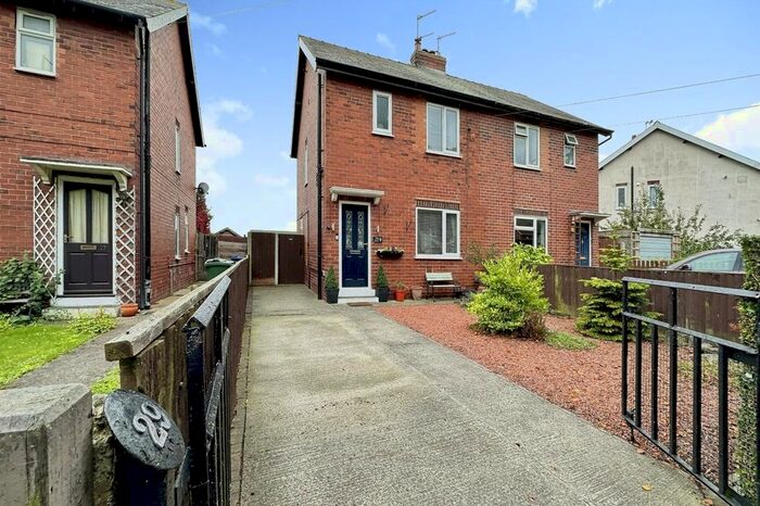 3 Bedroom Semi-Detached House For Sale In Abbots Road, Selby, North Yorkshire, YO8