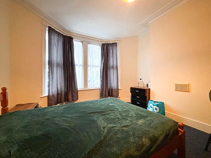 4 Bedroom Terraced House To Rent In Boston Road, Horfield, Bristol, Somerset, BS7