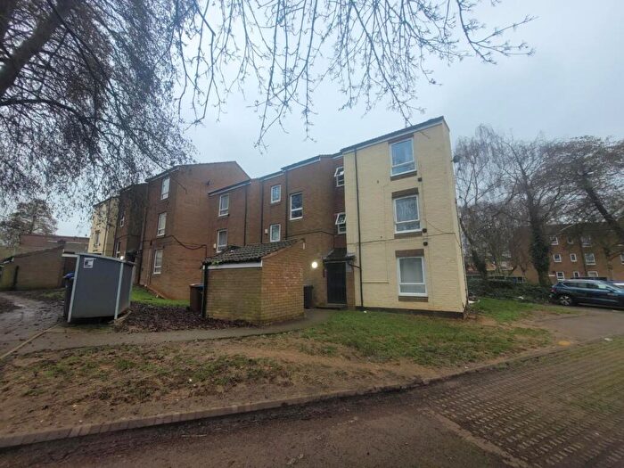 2 Bedroom Apartment To Rent In Great Gull Crescent, Southfields, NN3