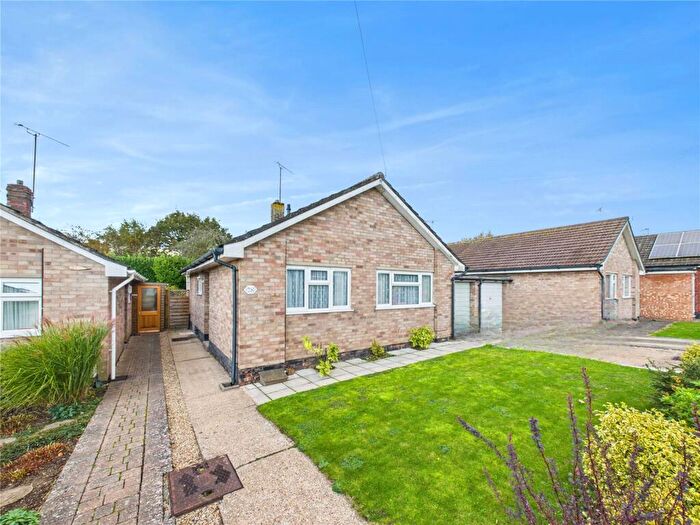 2 Bedroom Bungalow For Sale In Danforth Drive, Framlingham, Woodbridge, Suffolk, IP13