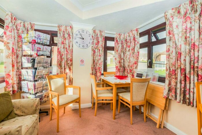 1 Bedroom Retirement Property To Rent In Oakhaven, Gravel Hill Way, Dovercourt, Harwich, CO12