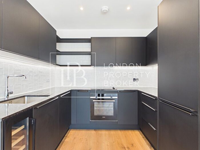 1 Bedroom Flat To Rent In Langham Grove, London, SE28