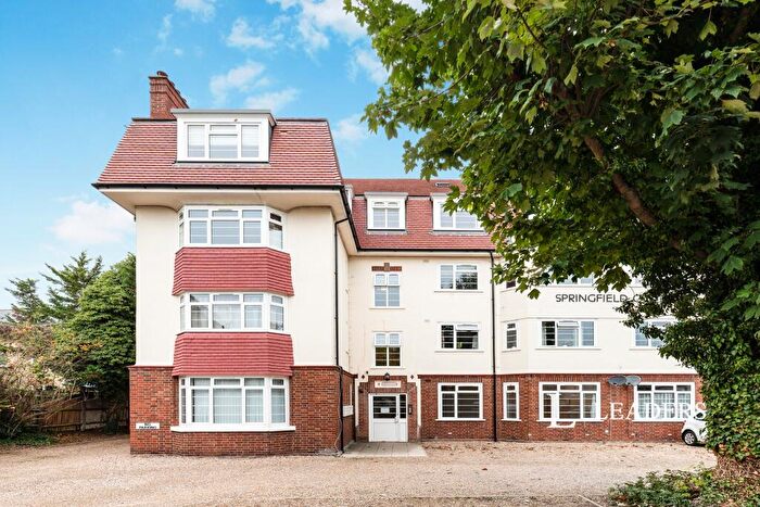 2 Bedroom Flat To Rent In Springfield Court, Springfield Road, KT1