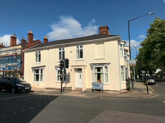 5 Bedroom Terraced House To Rent In Clarendon Street, Leamington Spa, CV32