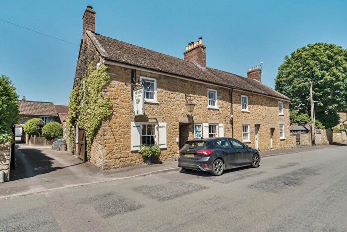 2 Bedroom Semi-Detached House For Sale In South Street, Castle Cary, BA7