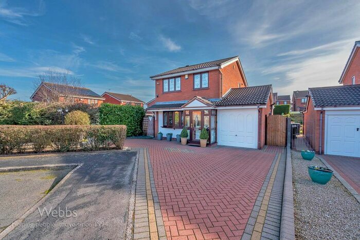 3 Bedroom Detached House For Sale In Mallard Close, Pelsall, Walsall, WS3