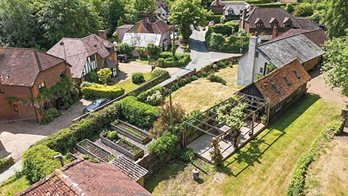 5 Bedroom Detached House For Sale In Arford Road, Arford, GU35