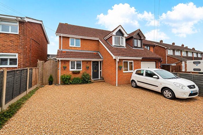 4 Bedroom Semi Detached House For Sale In Norset Road, Fareham, PO15