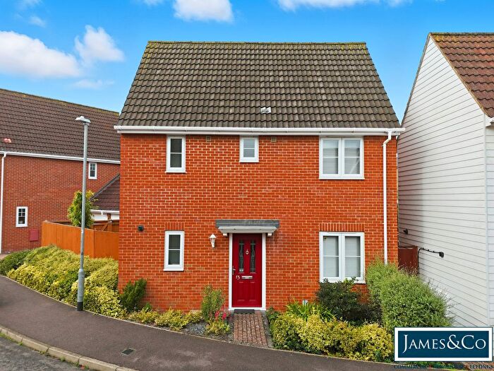 3 Bedroom Detached House For Sale In Birch Road, Dunmow, CM6