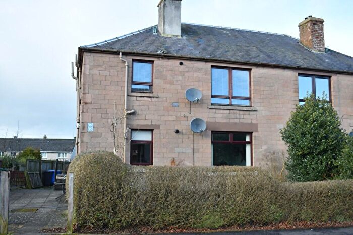 2 Bedroom Flat For Sale In Parkhead Crescent, West Calder, West Lothian, EH55